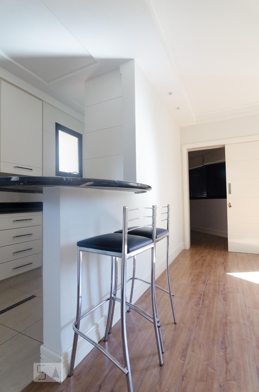 Apartamento à Venda - Cambuí, 1 Quarto,  56 m2 em , Campinas - sp | SoloBR