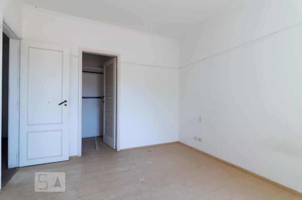 Casa à Venda - Guanabara, 5 Quartos,  323 m2 em , Campinas - sp | SoloBR
