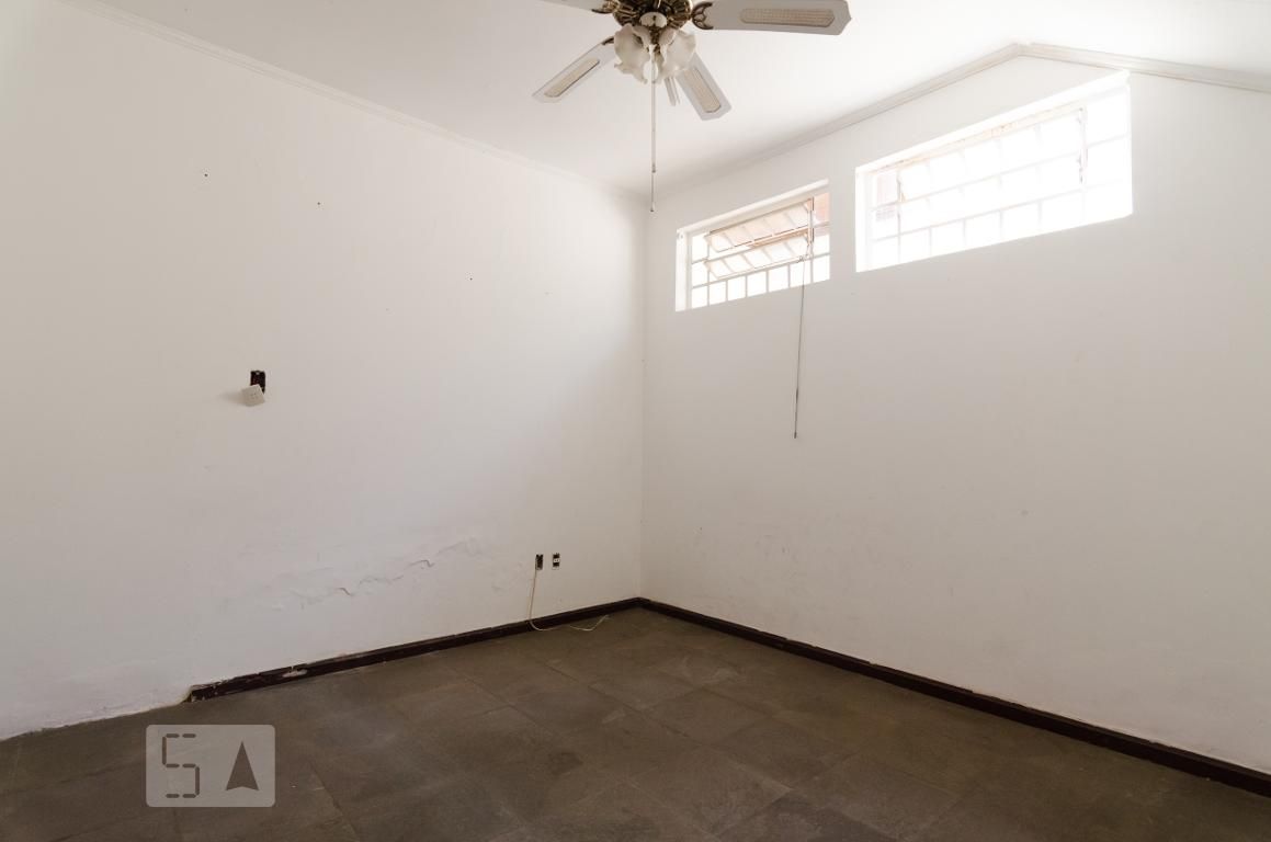 Casa à Venda - Guanabara, 5 Quartos,  323 m2 em , Campinas - sp | SoloBR