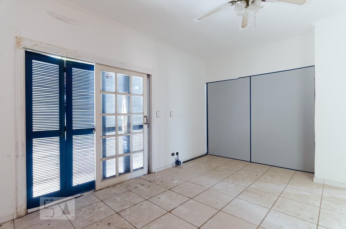 Casa à Venda - Guanabara, 5 Quartos,  323 m2 em , Campinas - sp | SoloBR