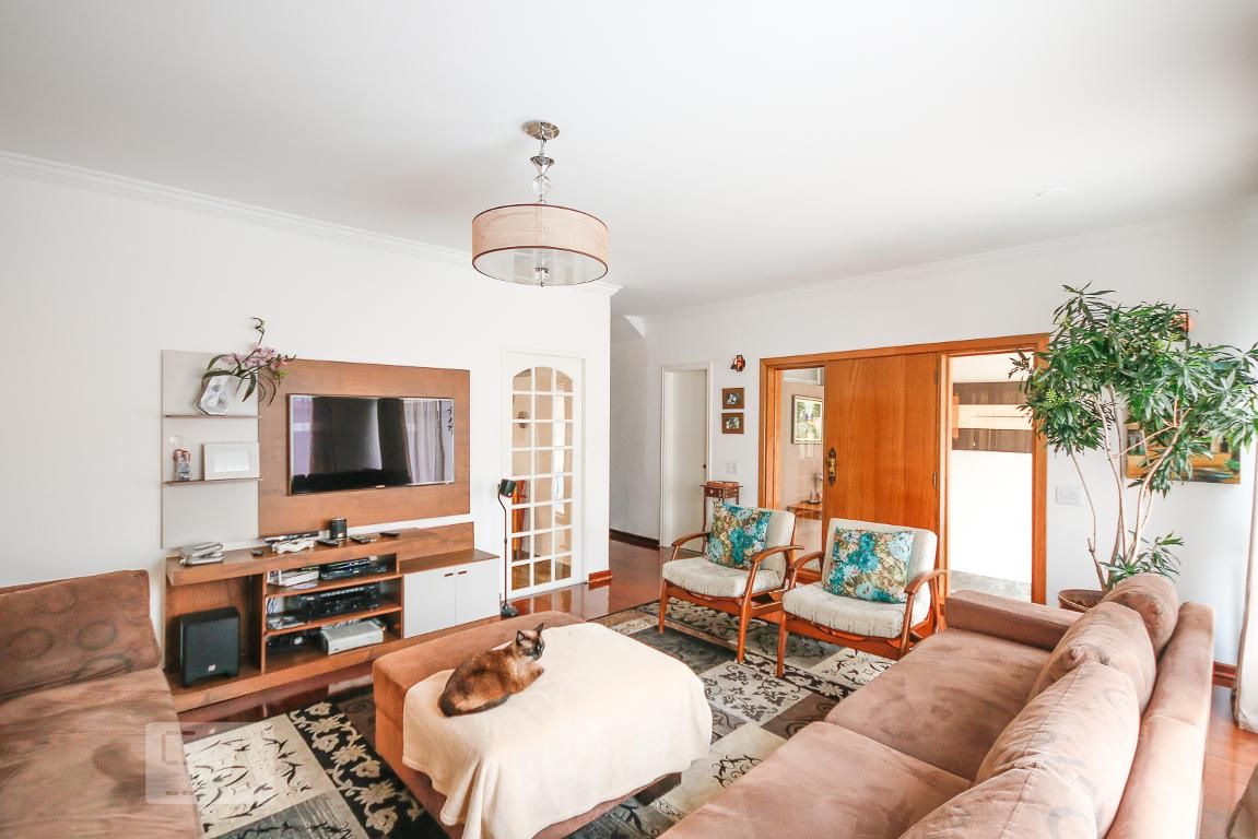 Casa, 4 quartos, 340 m² - Foto 1