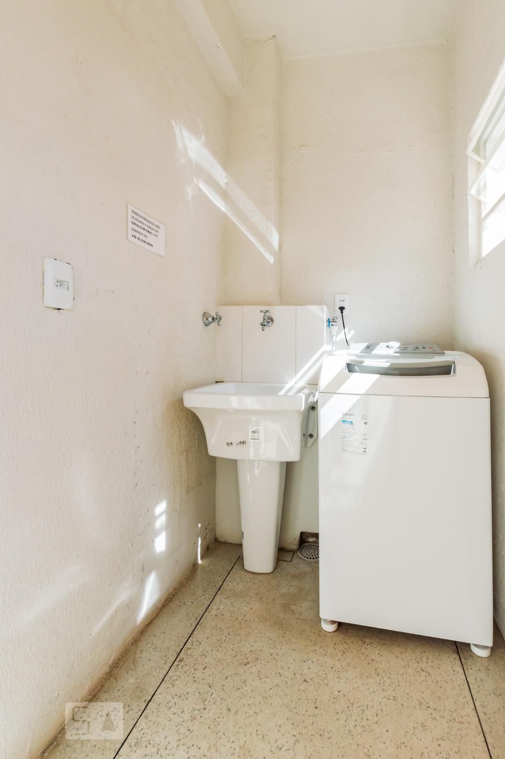 Apartamento à Venda - Guanabara, 1 Quarto,  40 m2 em , Campinas - sp | SoloBR