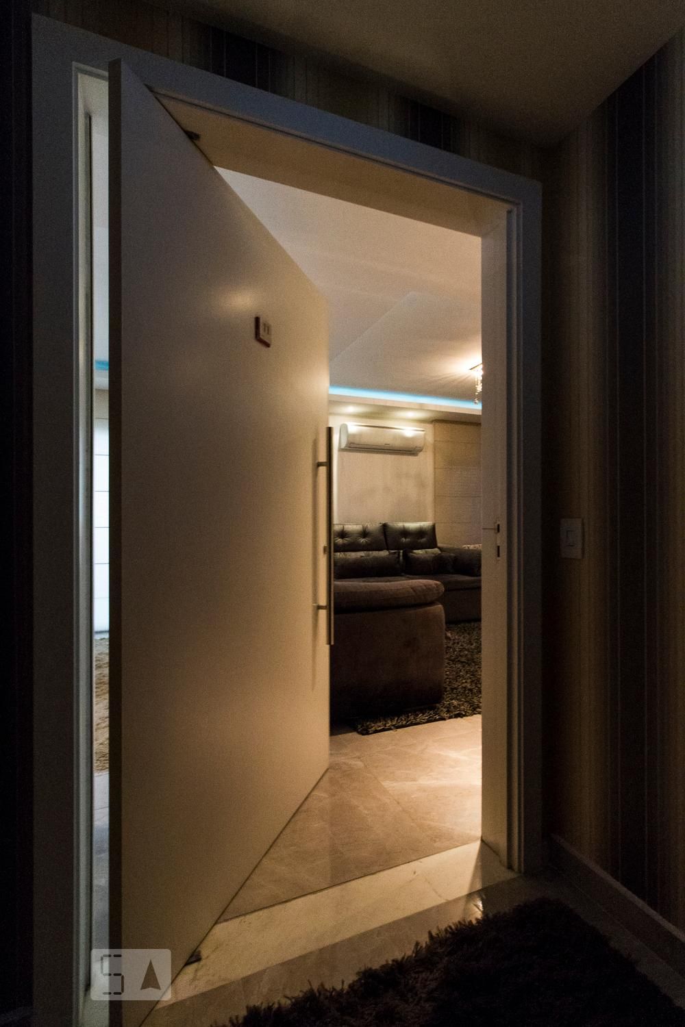 Apartamento, 3 quartos, 182 m² - Foto 2