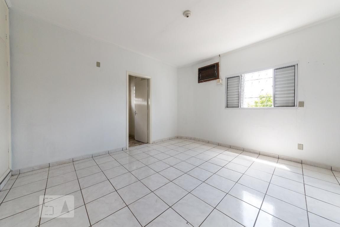 Casa à Venda - Jardim Chapadão, 3 Quartos,  198 m2 em , Campinas - sp | SoloBR
