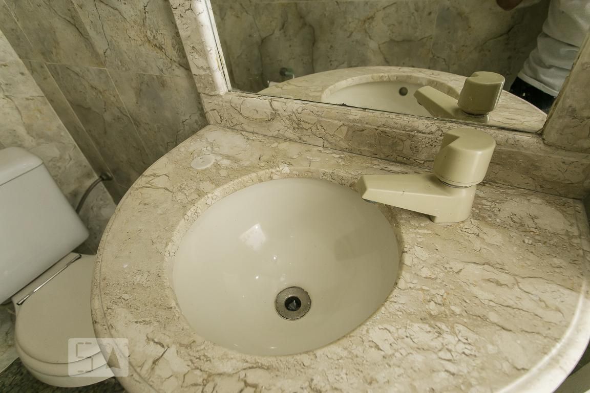 Casa, 4 quartos, 240 m² - Foto 8