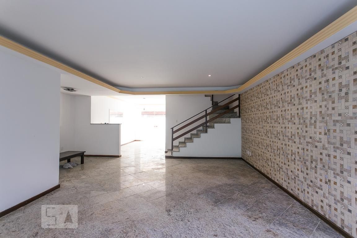 Casa, 4 quartos, 240 m² - Foto 2