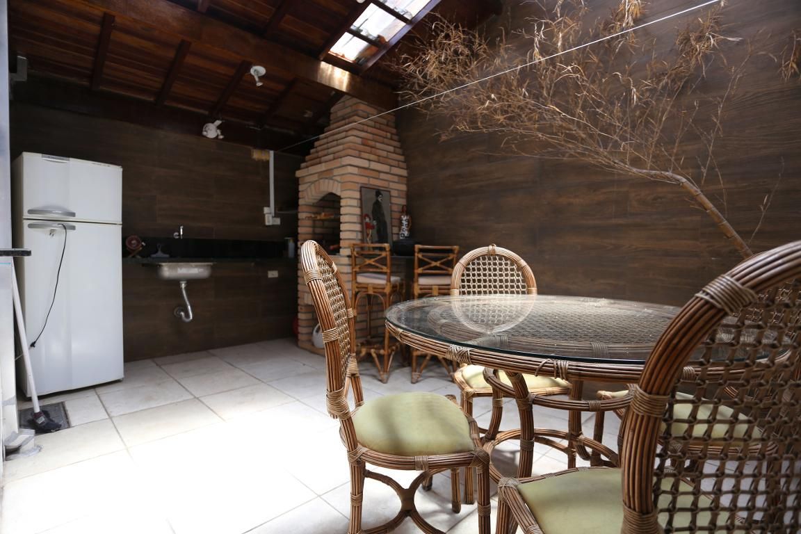 Casa, 3 quartos, 250 m² - Foto 34