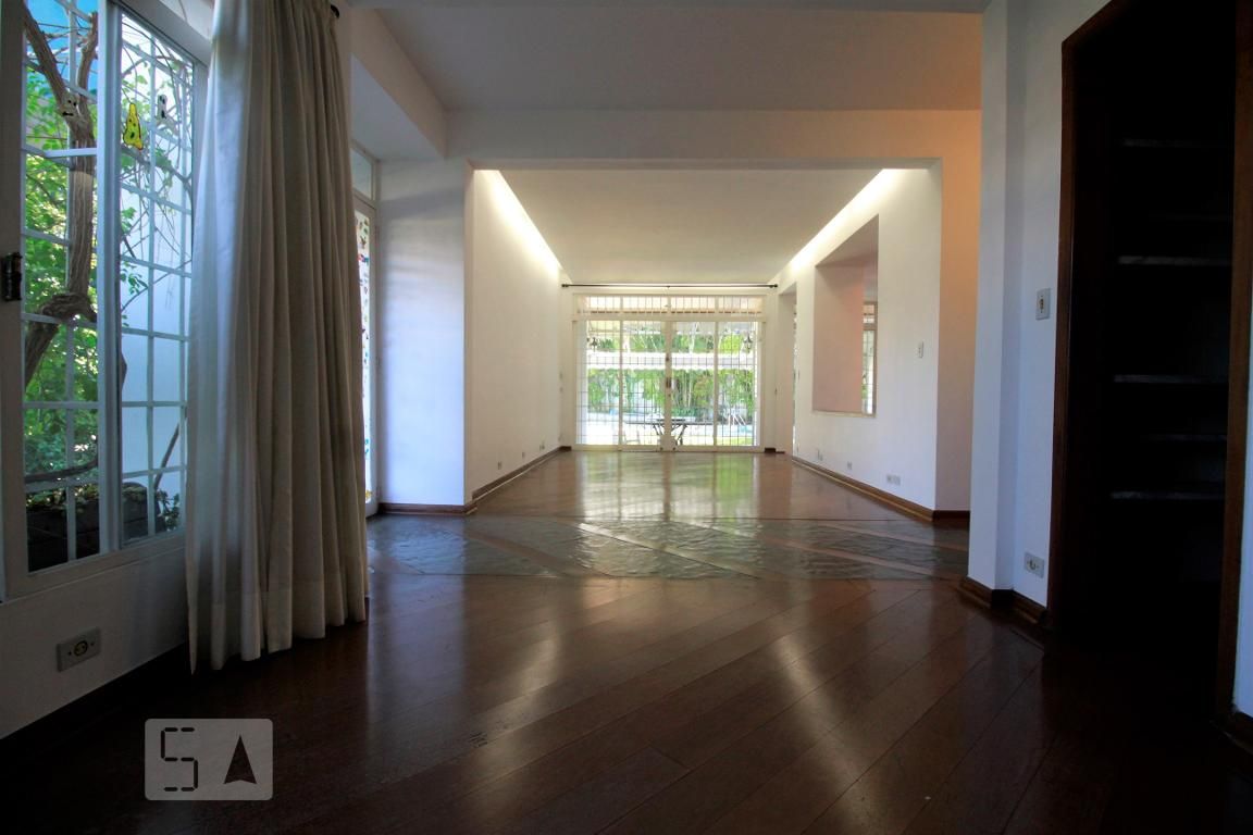 Casa, 5 quartos, 647 m² - Foto 1