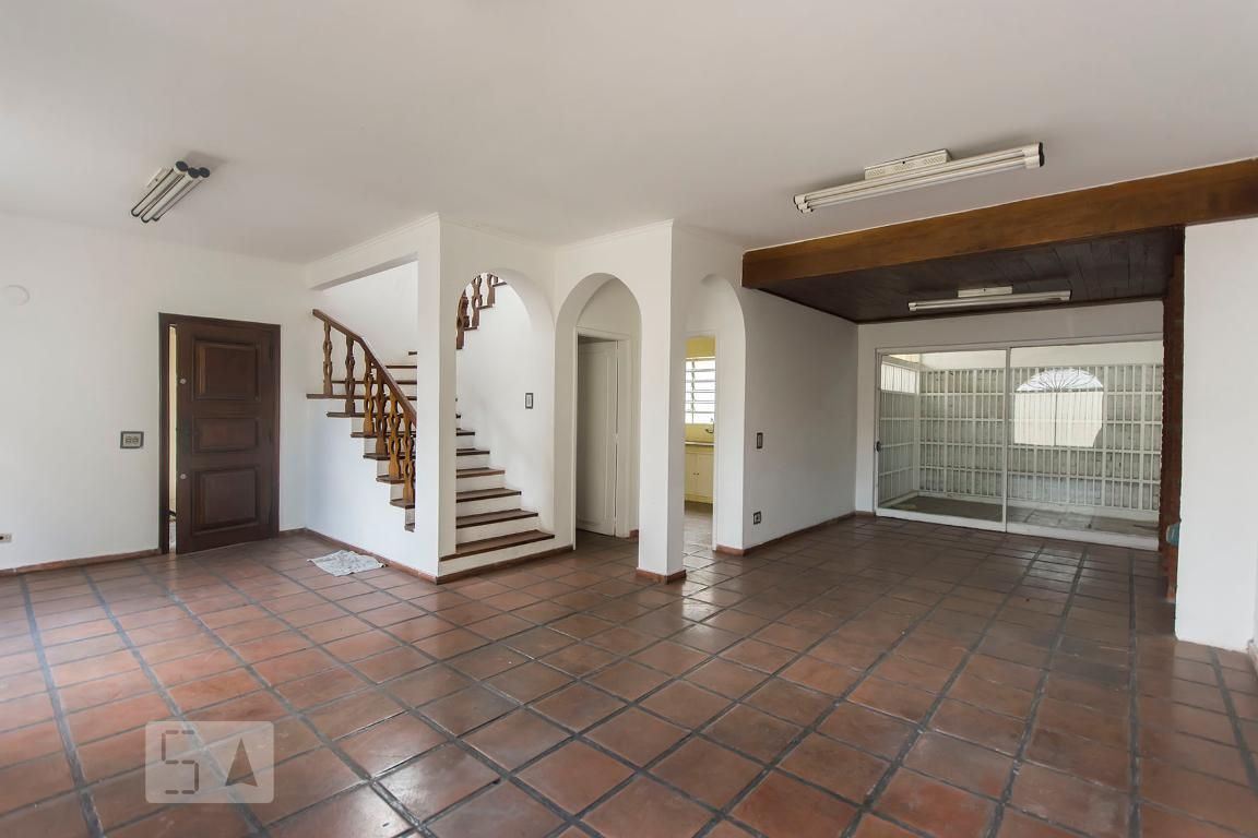 Casa, 3 quartos, 200 m² - Foto 1