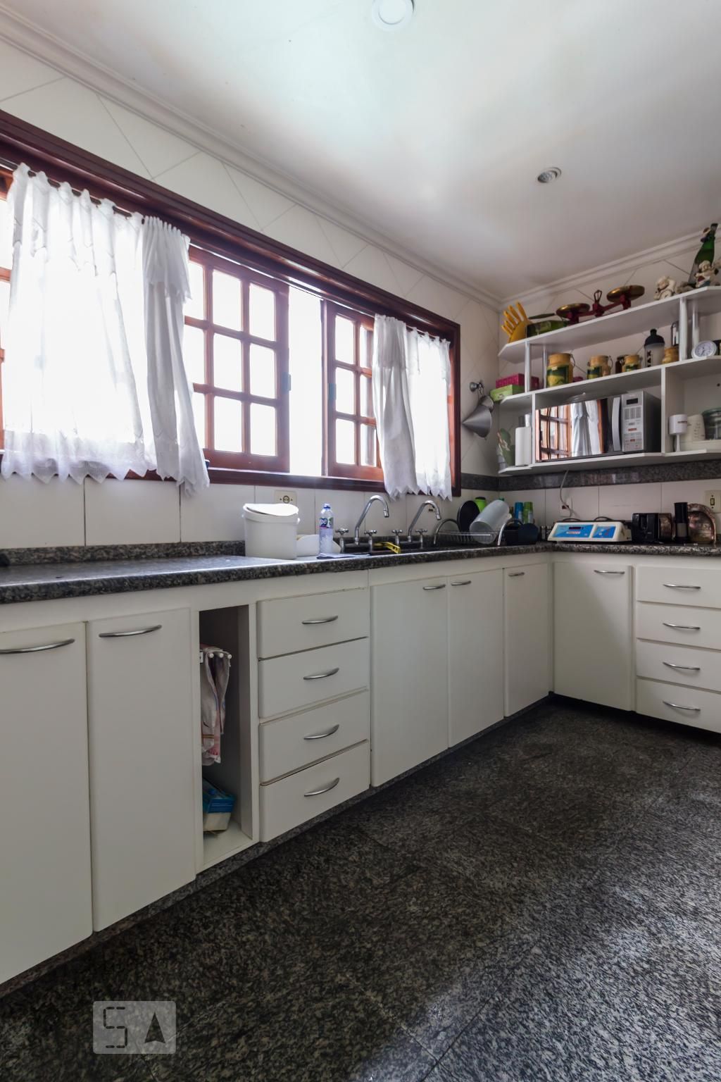 Casa, 4 quartos, 300 m² - Foto 45
