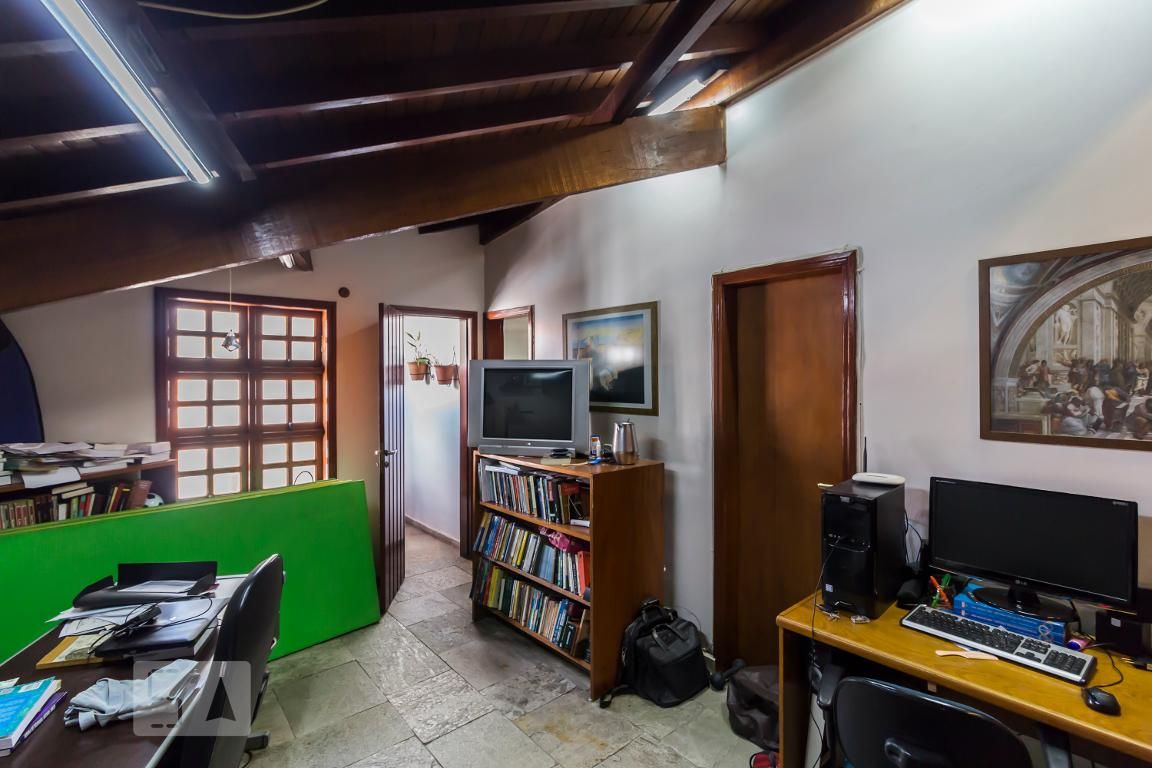 Casa, 4 quartos, 300 m² - Foto 31