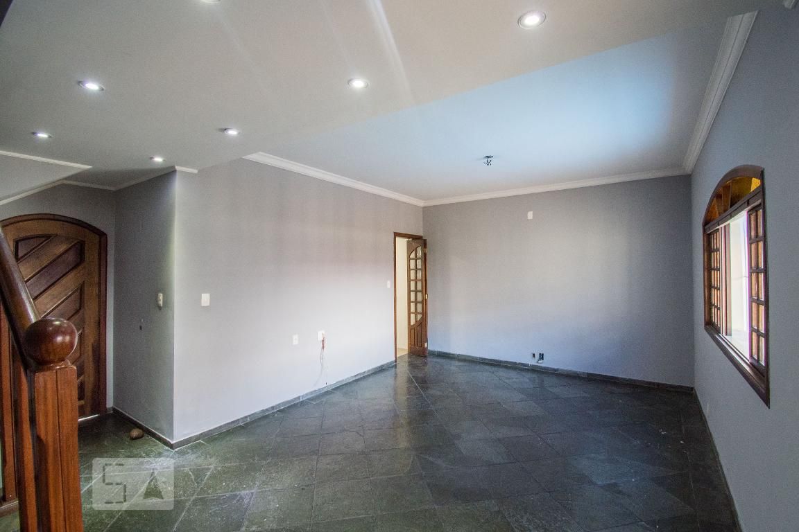 Casa, 2 quartos, 160 m² - Foto 2
