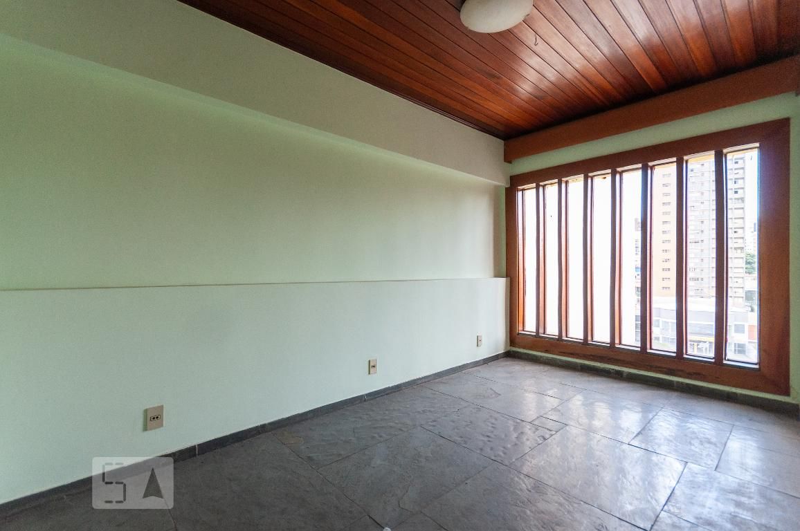 Casa à Venda - Jardim Planalto, 4 Quartos,  550 m2 em , Campinas - sp | SoloBR