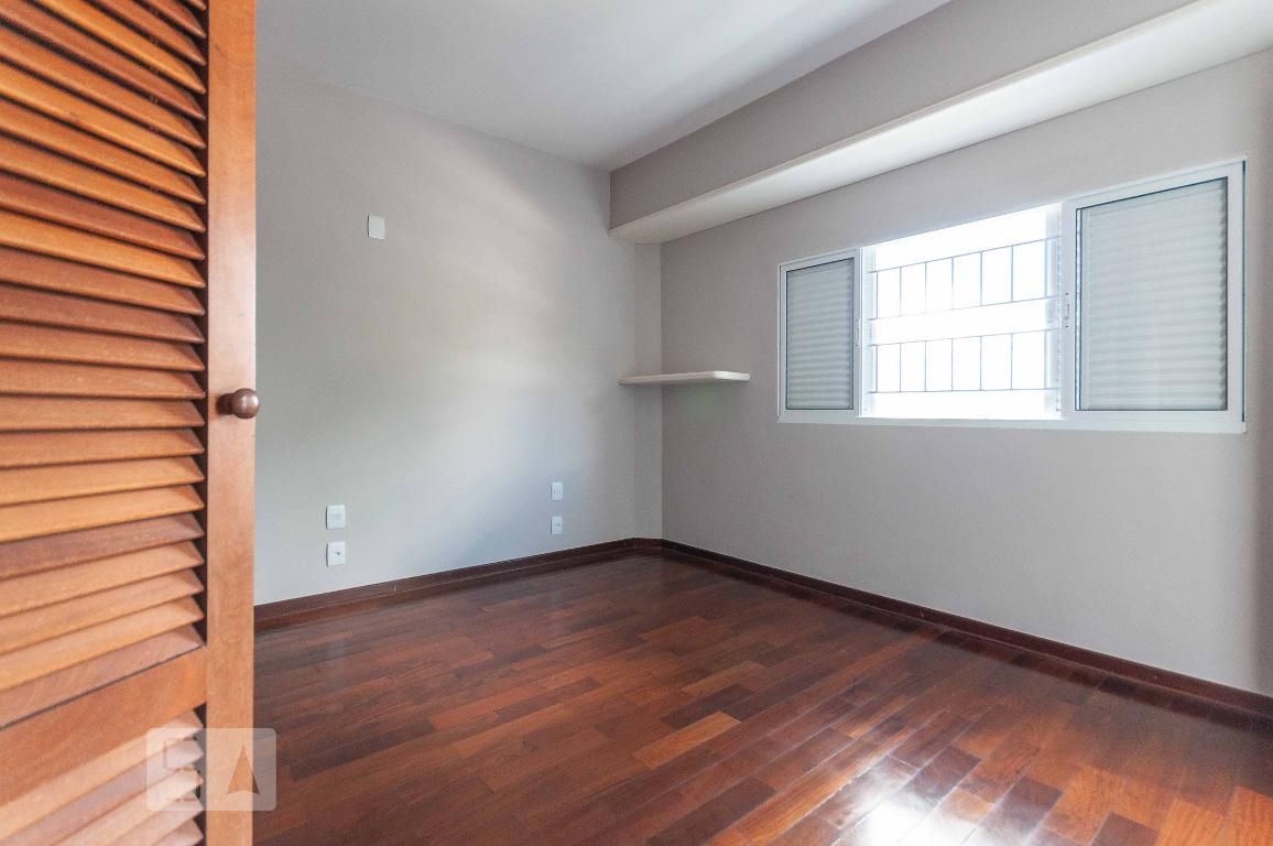 Casa à Venda - Vila Brandina, 4 Quartos,  300 m2 em , Campinas - sp | SoloBR