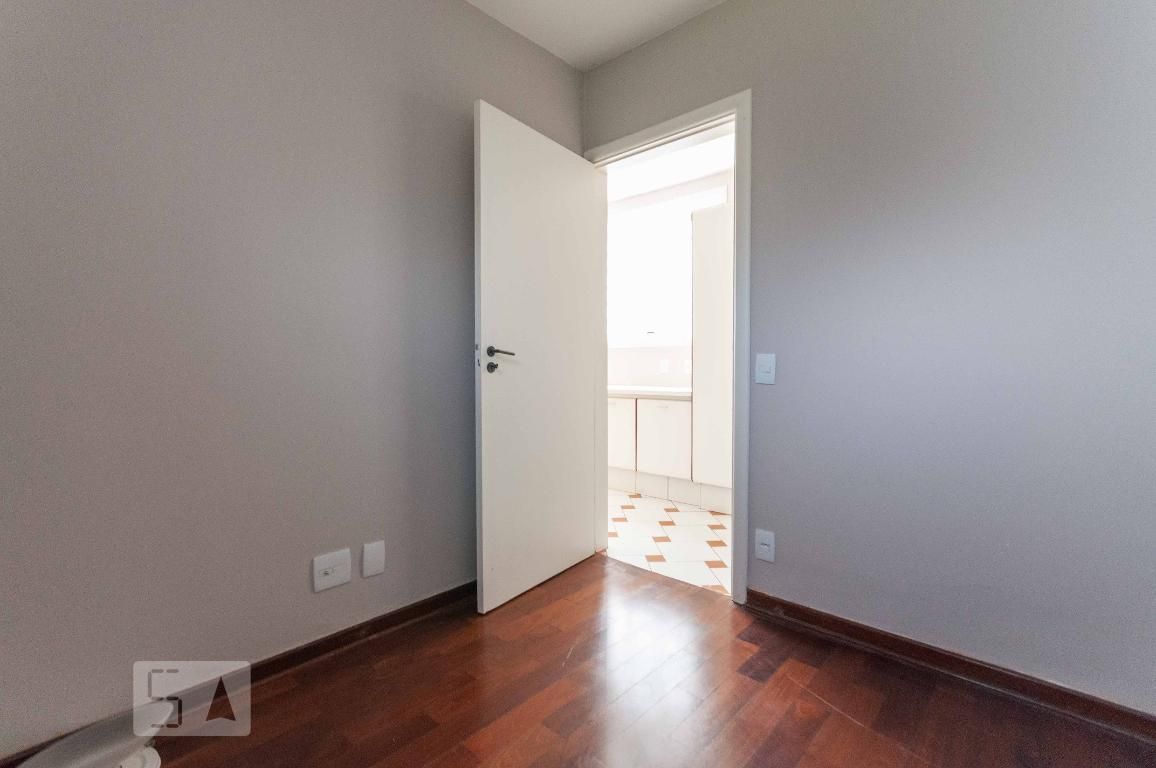 Casa à Venda - Vila Brandina, 4 Quartos,  300 m2 em , Campinas - sp | SoloBR