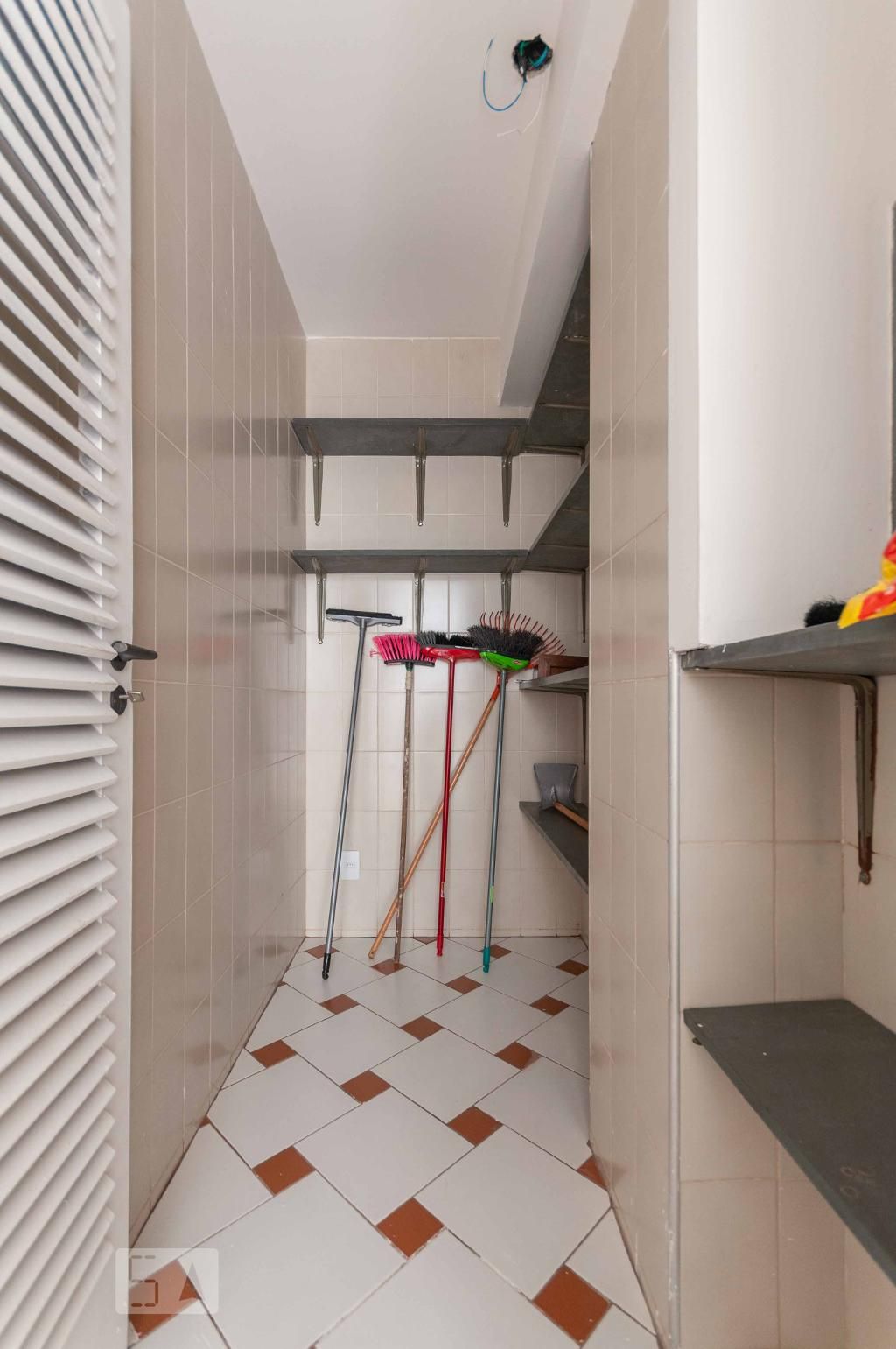 Casa à Venda - Vila Brandina, 4 Quartos,  300 m2 em , Campinas - sp | SoloBR