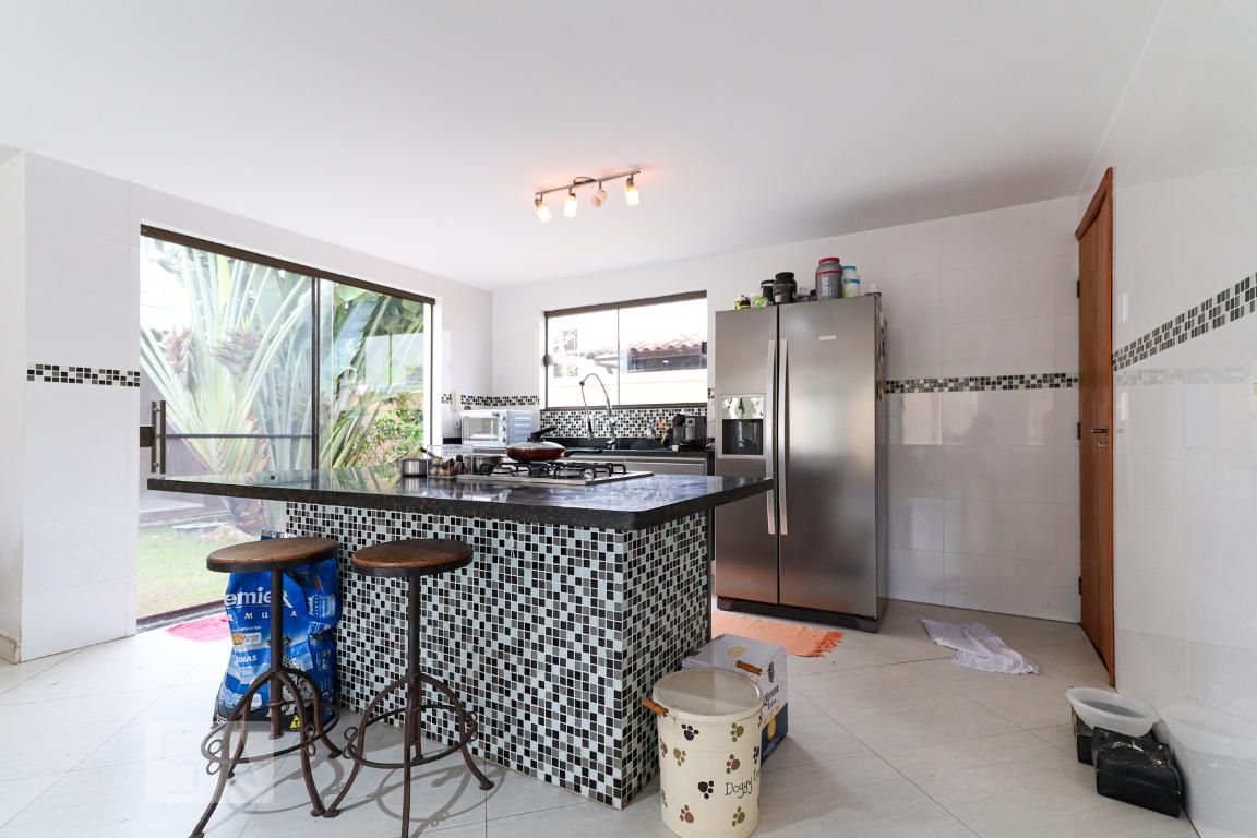 Casa, 4 quartos, 250 m² - Foto 3