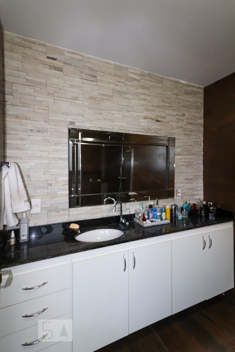 Casa, 4 quartos, 250 m² - Foto 13