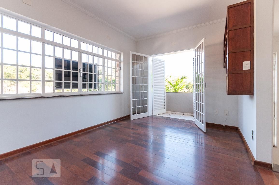 Casa à Venda - Guanabara, 4 Quartos,  420 m2 em , Campinas - sp | SoloBR