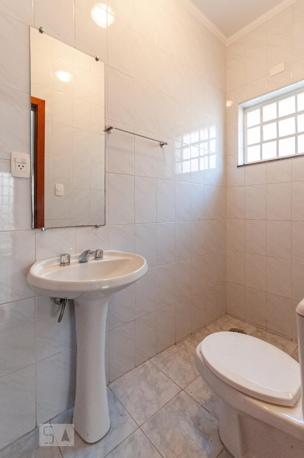 Casa à Venda - Guanabara, 4 Quartos,  420 m2 em , Campinas - sp | SoloBR