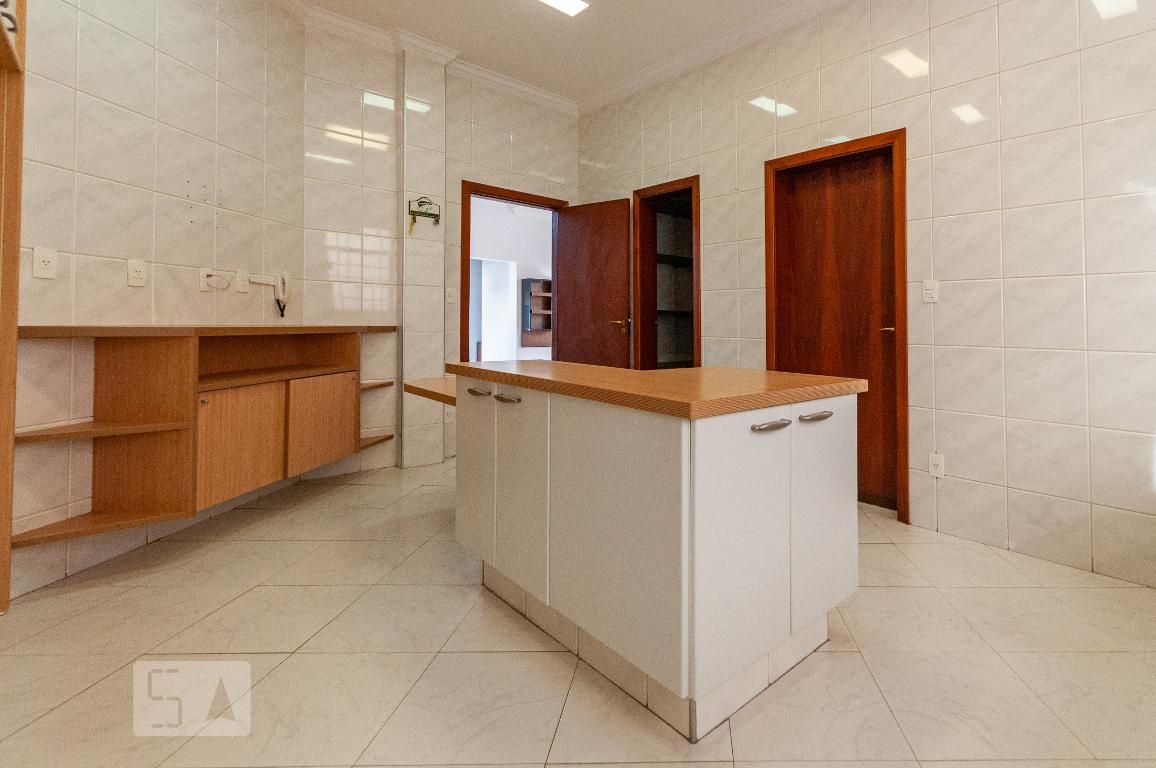 Casa à Venda - Guanabara, 4 Quartos,  420 m2 em , Campinas - sp | SoloBR