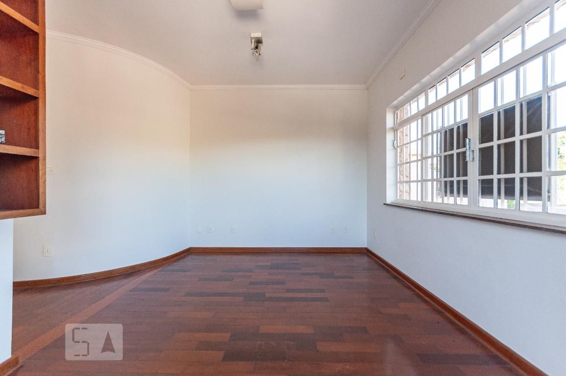 Casa à Venda - Guanabara, 4 Quartos,  420 m2 em , Campinas - sp | SoloBR