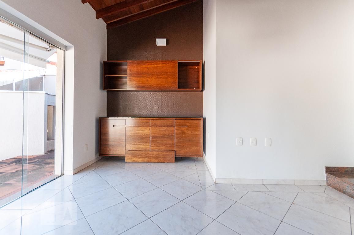Casa à Venda - Guanabara, 4 Quartos,  420 m2 em , Campinas - sp | SoloBR