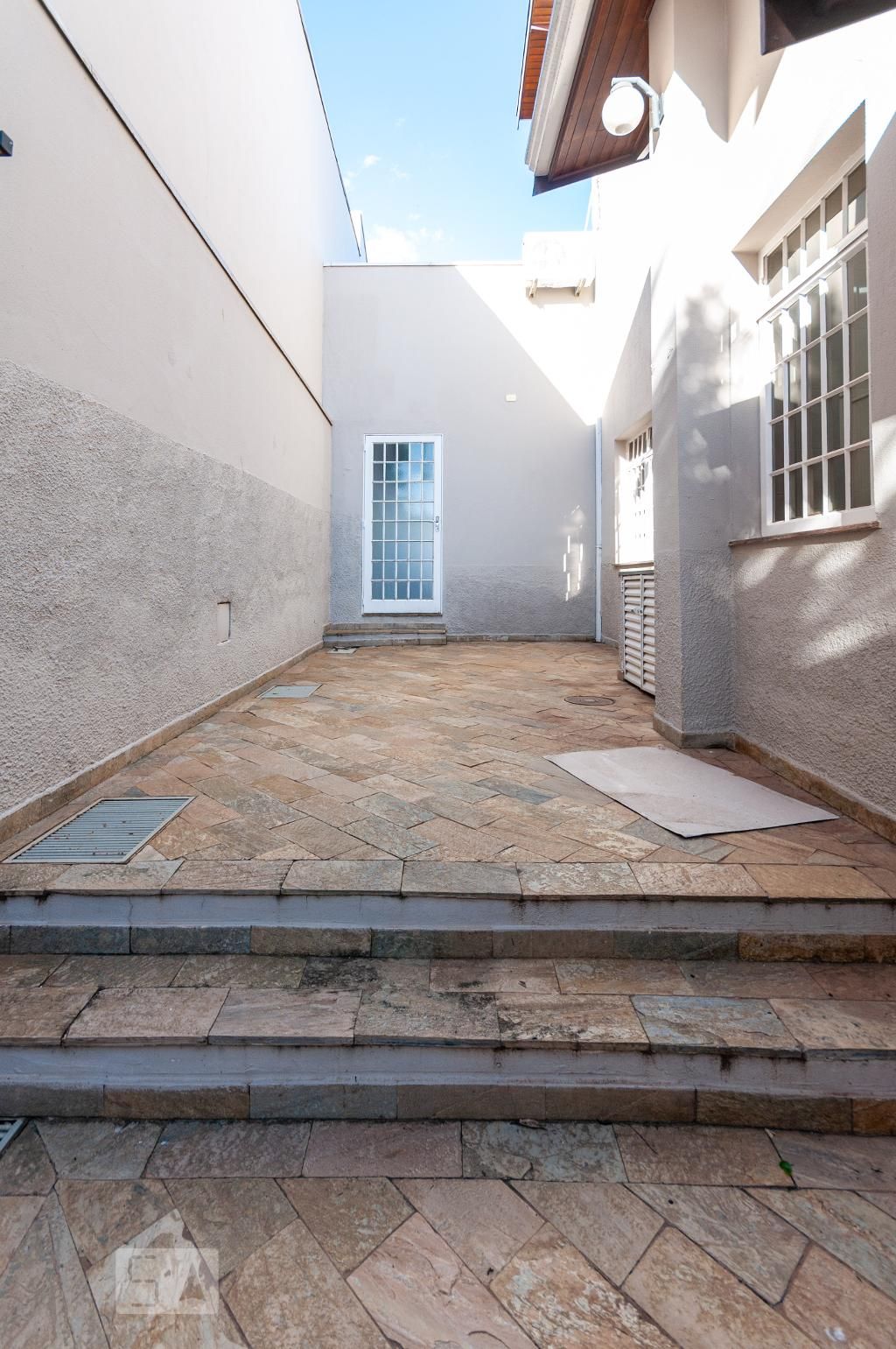 Casa à Venda - Guanabara, 4 Quartos,  420 m2 em , Campinas - sp | SoloBR