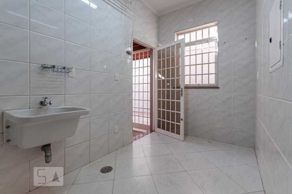 Casa à Venda - Guanabara, 4 Quartos,  420 m2 em , Campinas - sp | SoloBR