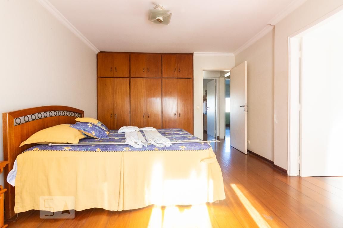 Casa, 3 quartos, 250 m² - Foto 19