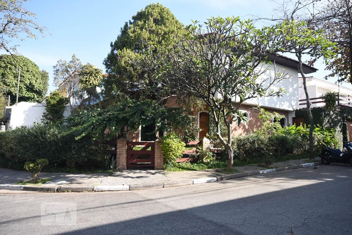 Casa, 4 quartos, 270 m² - Foto 26