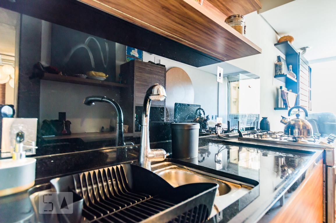 Apartamento à Venda - Cambuí, 1 Quarto,  70 m2 em , Campinas - sp | SoloBR