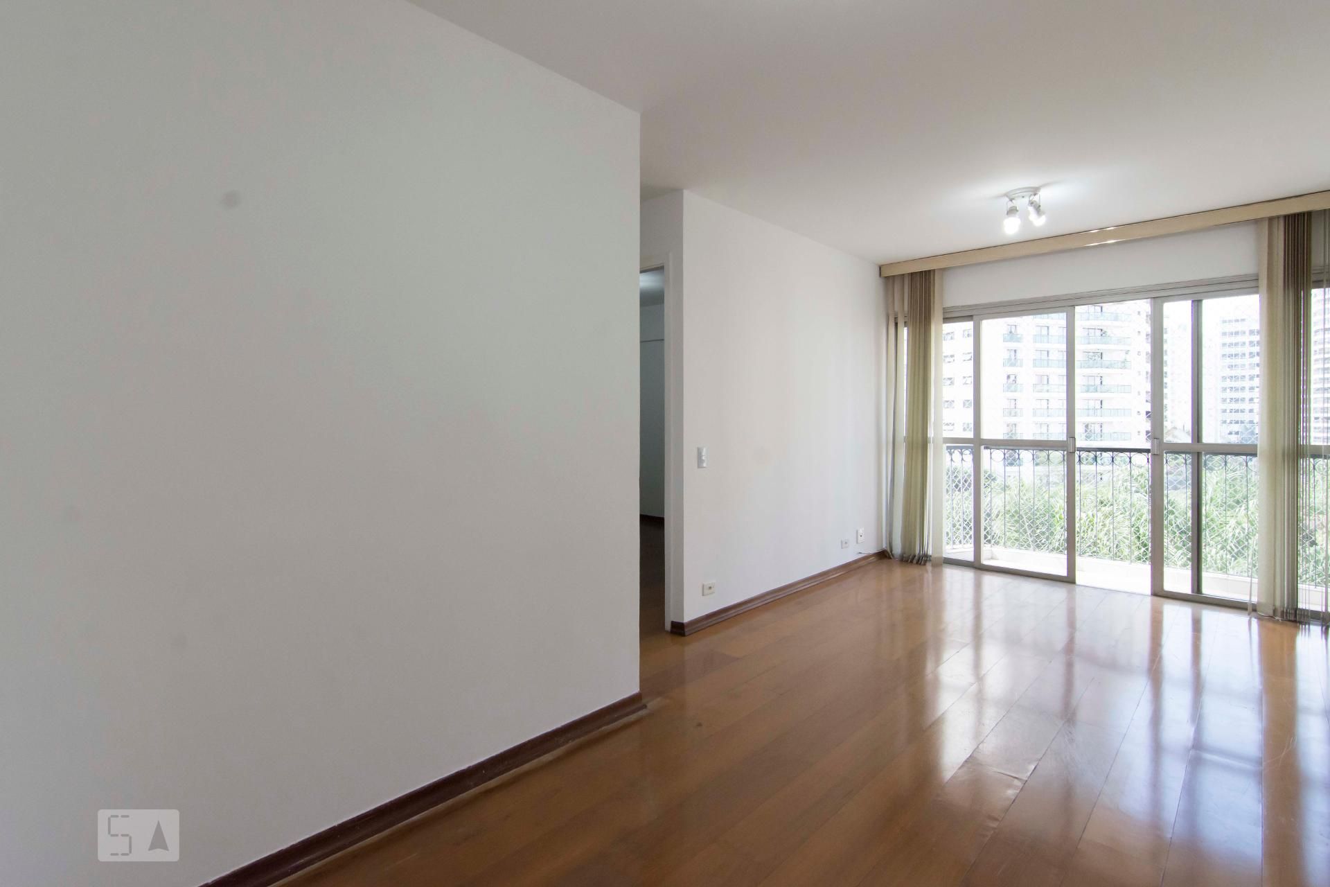 Apartamento, 2 quartos, 70 m² - Foto 1