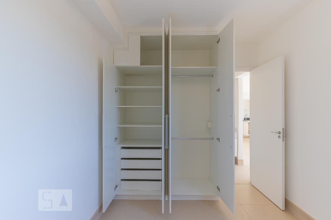 Apartamento à Venda - Centro, 1 Quarto,  40 m2 em , Campinas - sp | SoloBR