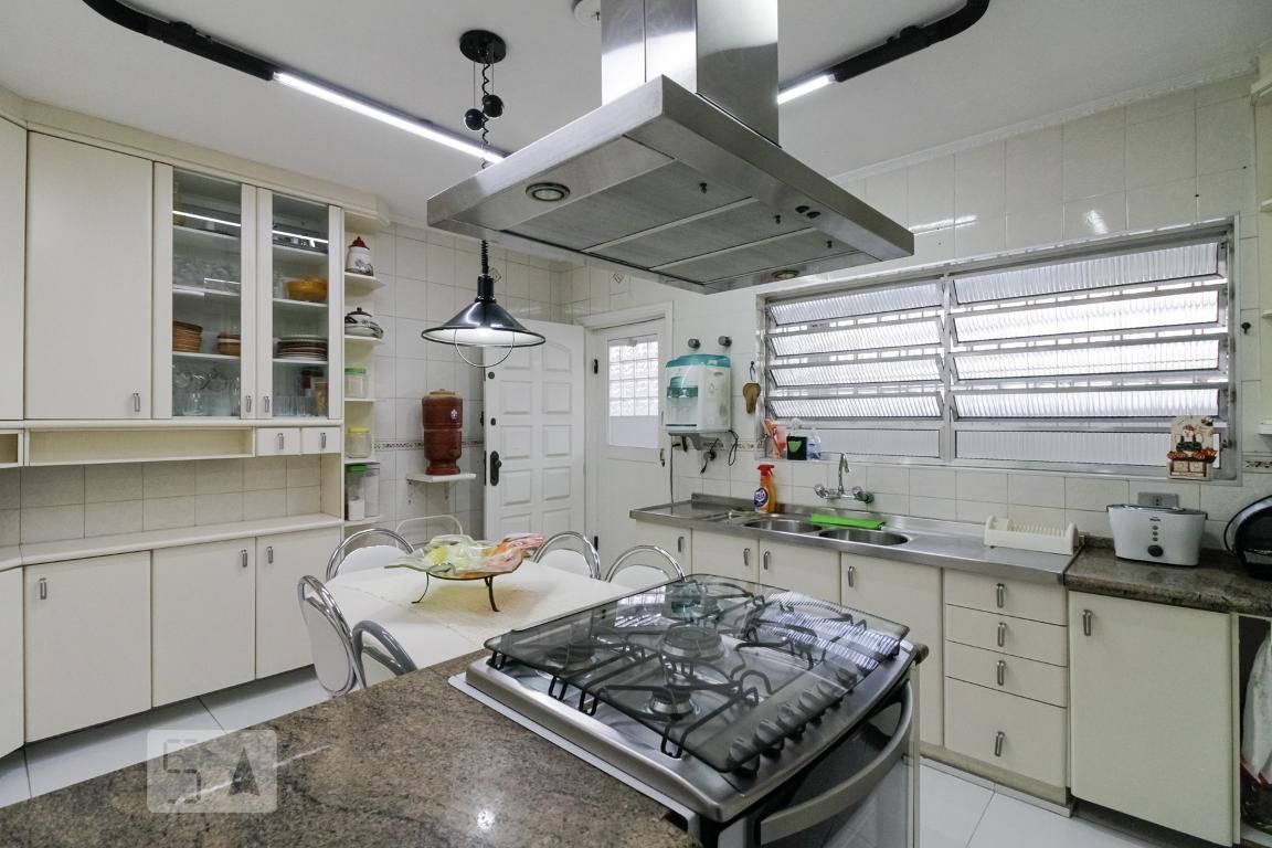 Casa, 4 quartos, 275 m² - Foto 48