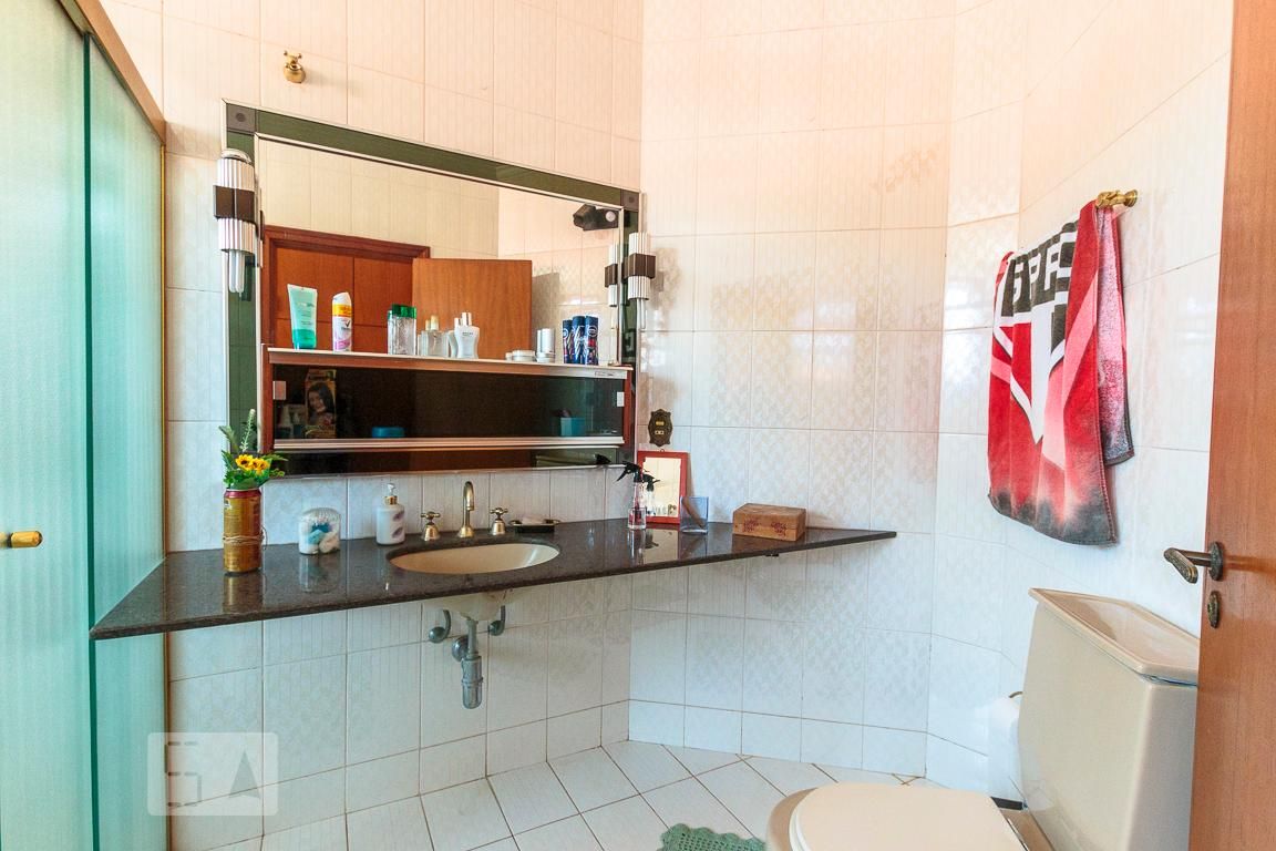 Casa à Venda - Jardim Flamboyant, 3 Quartos,  498 m2 em , Campinas - sp | SoloBR