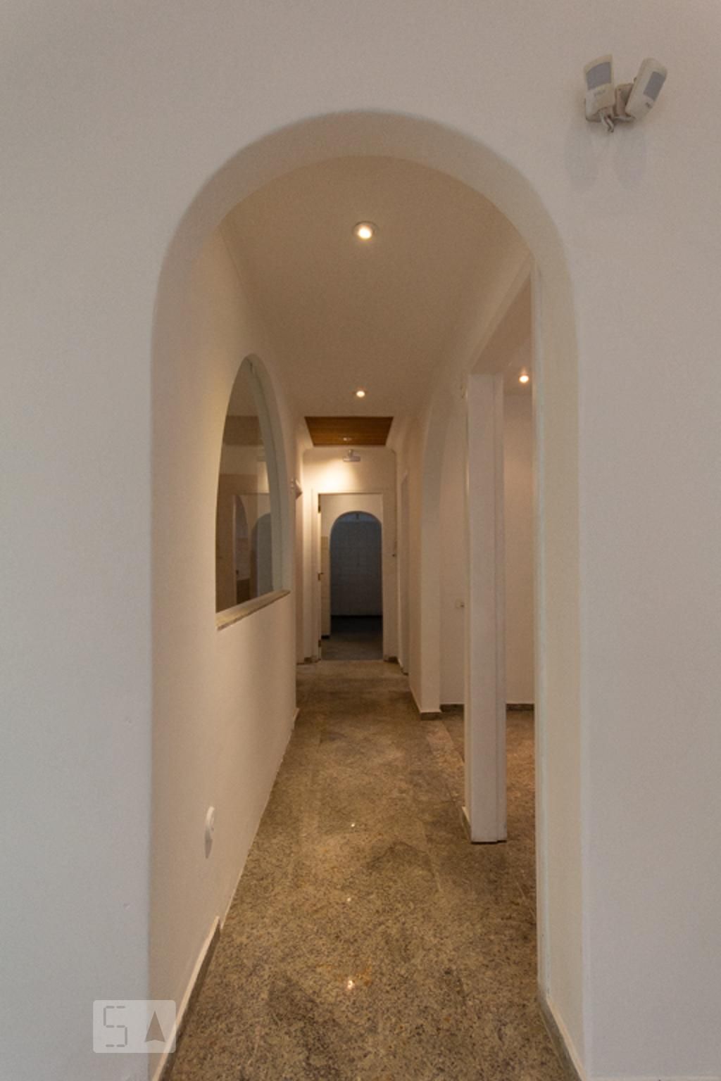 Casa, 4 quartos, 225 m² - Foto 11