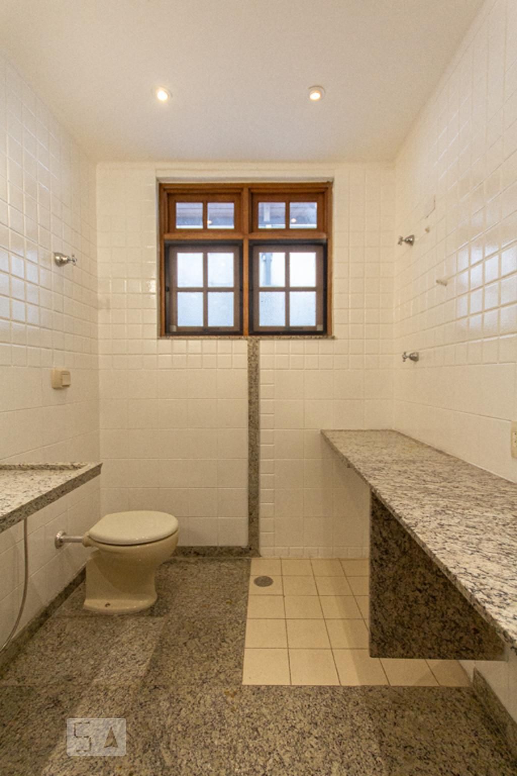 Casa, 4 quartos, 225 m² - Foto 13