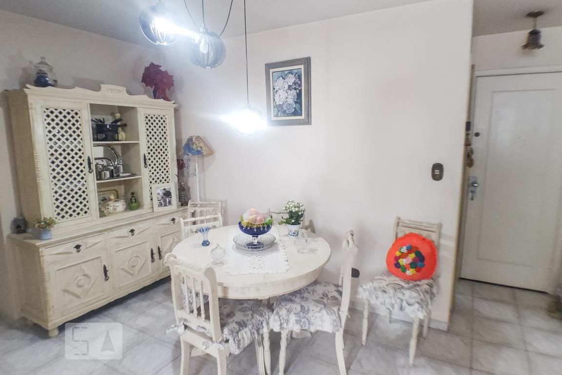 Apartamento, 2 quartos, 74 m² - Foto 2