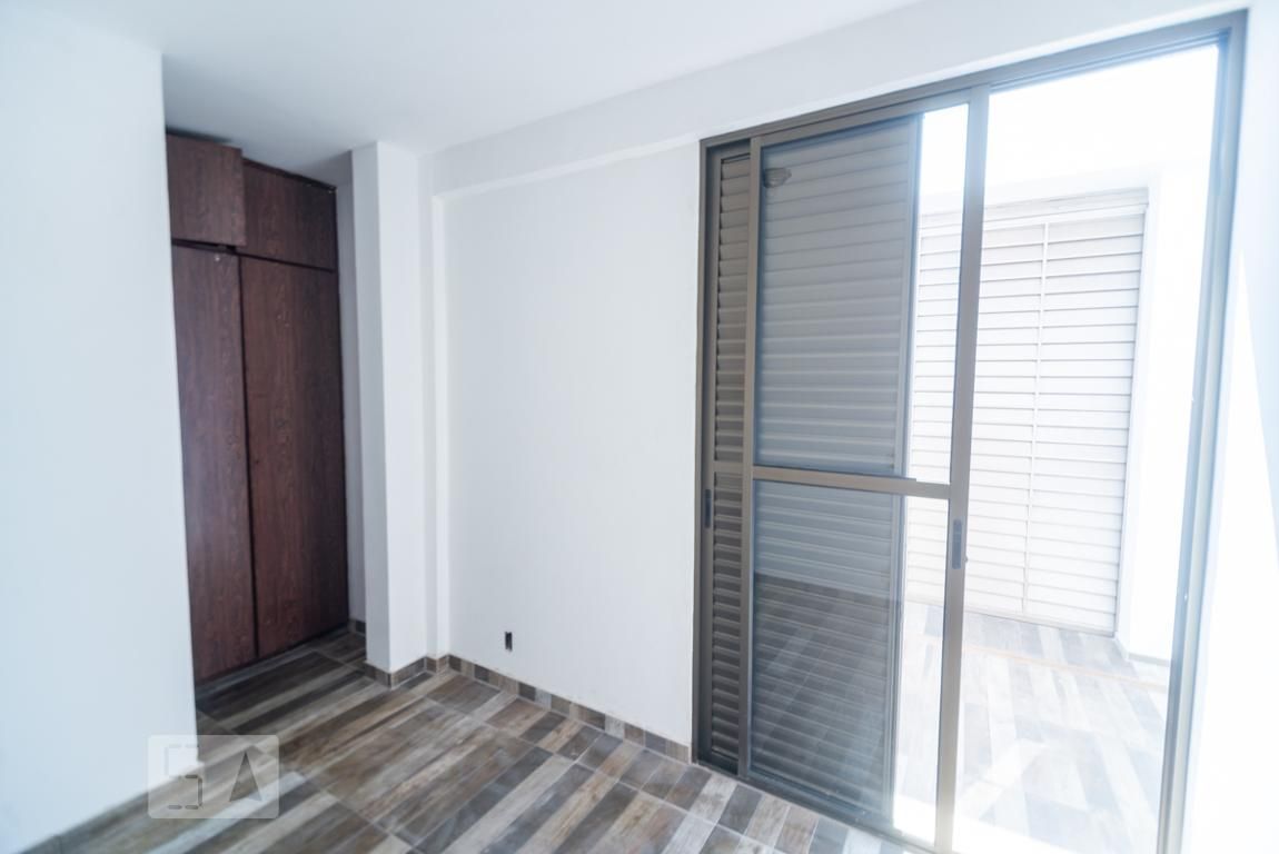 Casa, 3 quartos, 384 m² - Foto 32