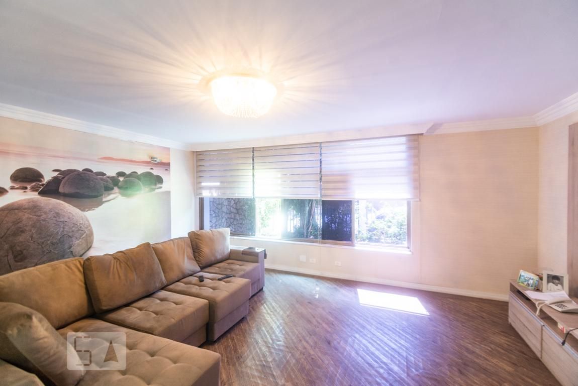 Casa, 3 quartos, 384 m² - Foto 1