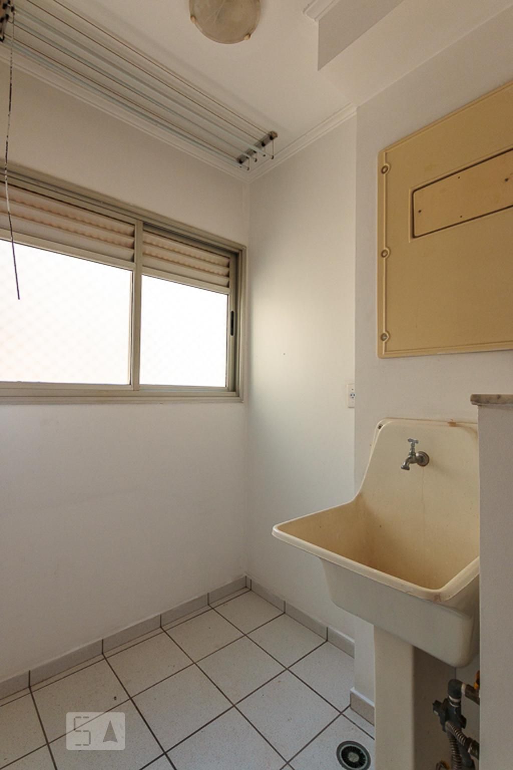Apartamento à Venda - Mansões Santo Antônio, 3 Quartos,  90 m2 em , Campinas - sp | SoloBR