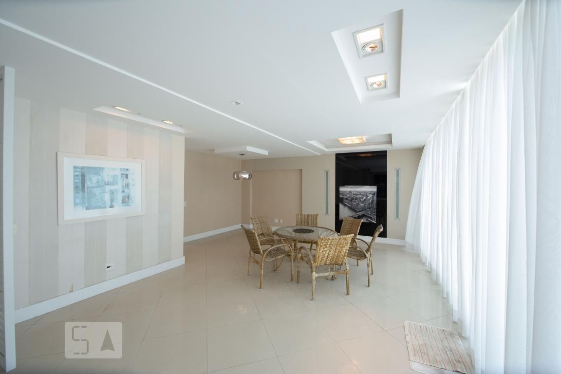 Apartamento, 3 quartos, 360 m² - Foto 1