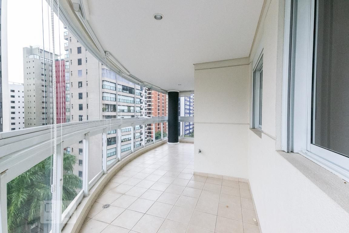 Apartamento, 3 quartos, 148 m² - Foto 1