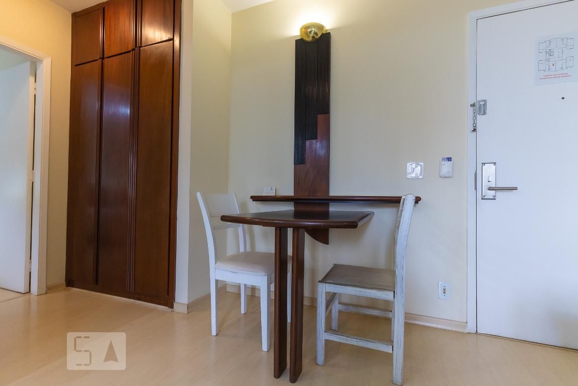 Apartamento à Venda - Cambuí, 1 Quarto,  50 m2 em , Campinas - sp | SoloBR