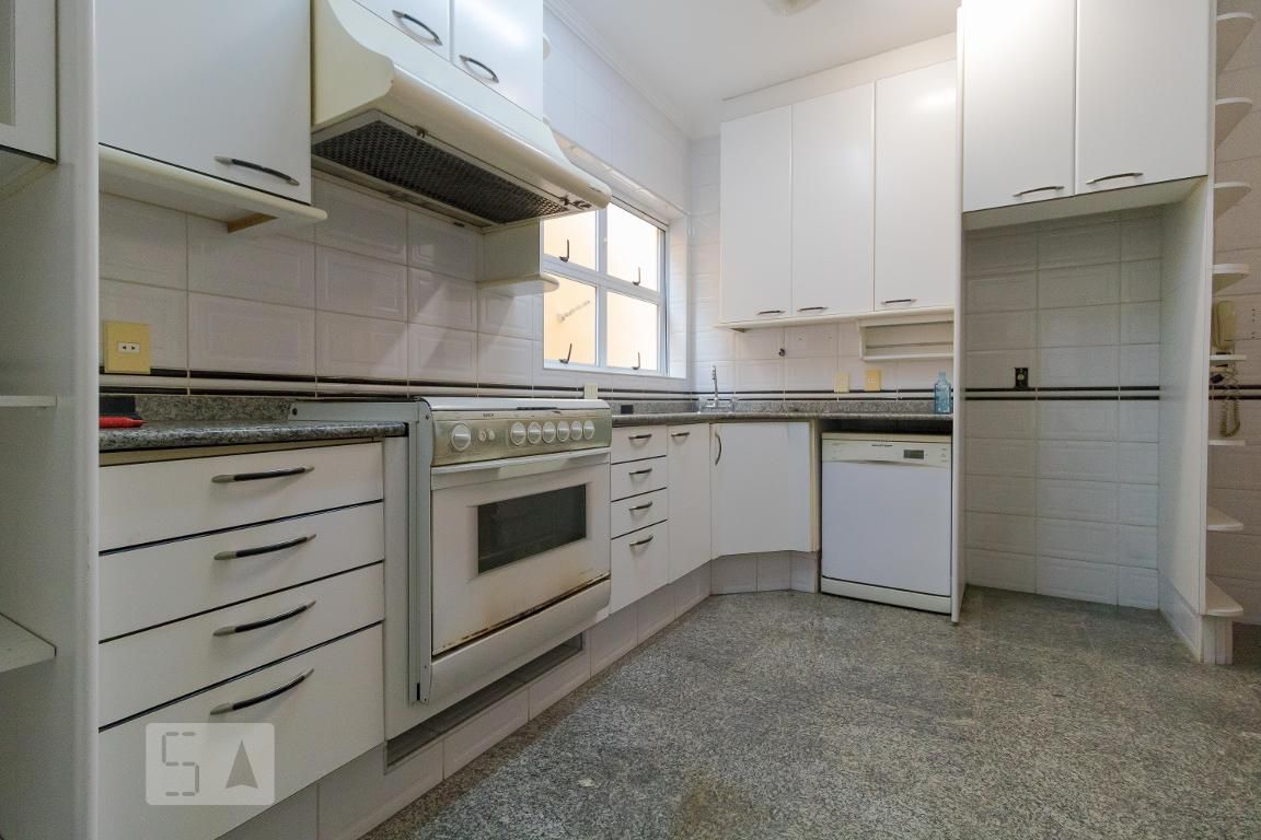 Casa à Venda - Barão Geraldo - Centro, 4 Quartos,  458 m2 em , Campinas - sp | SoloBR