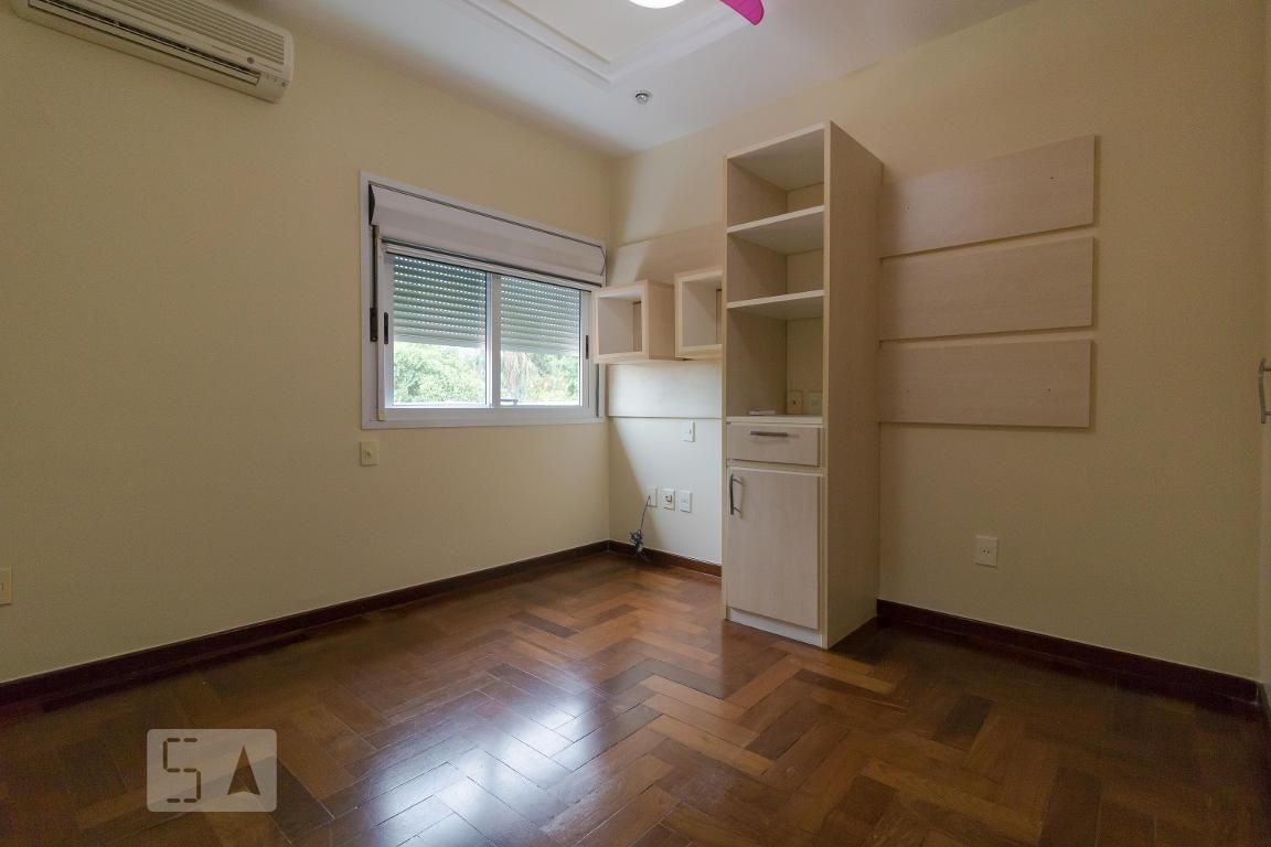 Casa à Venda - Barão Geraldo - Centro, 4 Quartos,  458 m2 em , Campinas - sp | SoloBR