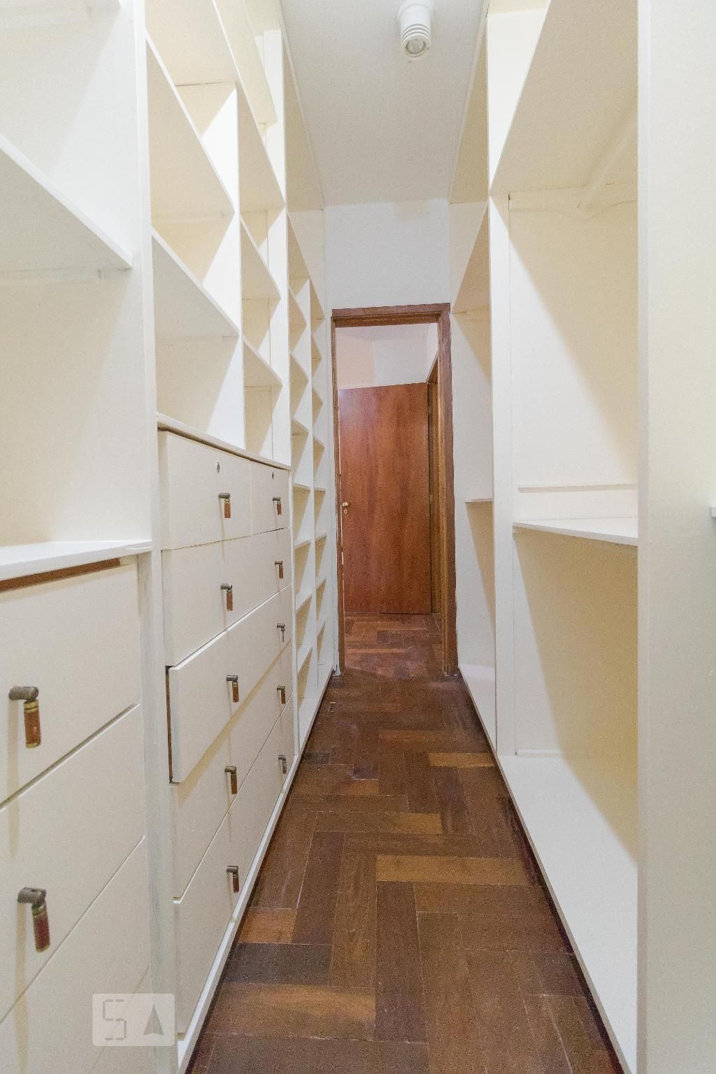 Casa à Venda - Barão Geraldo - Centro, 4 Quartos,  458 m2 em , Campinas - sp | SoloBR