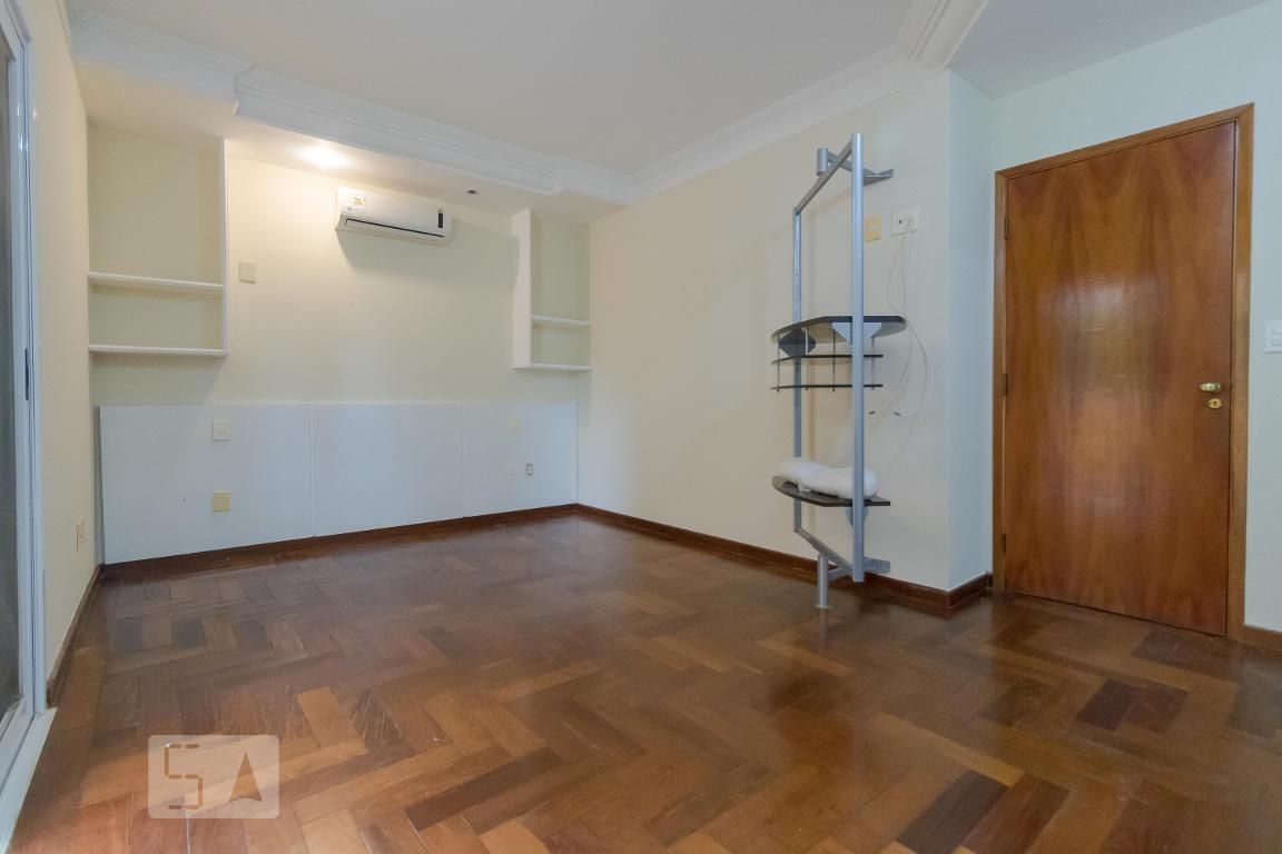 Casa à Venda - Barão Geraldo - Centro, 4 Quartos,  458 m2 em , Campinas - sp | SoloBR