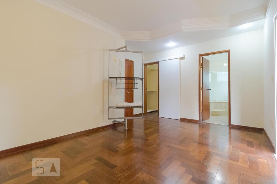 Casa à Venda - Barão Geraldo - Centro, 4 Quartos,  458 m2 em , Campinas - sp | SoloBR
